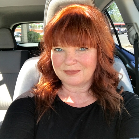 Meet your Posher, Christa - Picture 2 of 2